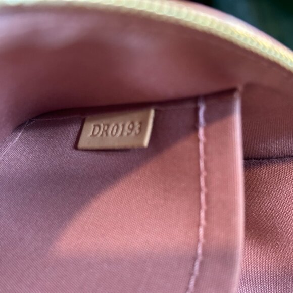 Louis Vuitton Vernis Ikat Pochette Accessoire Wristlet- pink! - Picture 2 of 8